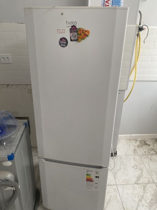 Холодильник beko