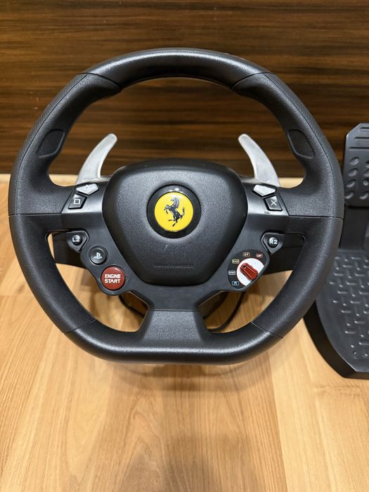 Волан Trustmaster T80 Ferrari edition