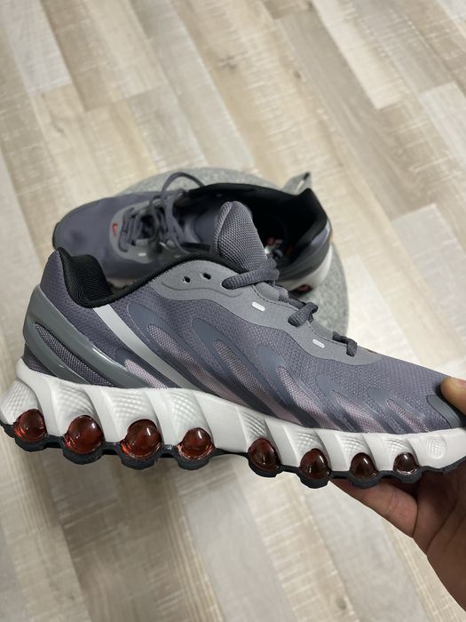 Adidasi Nike air max dn 8   Size 42