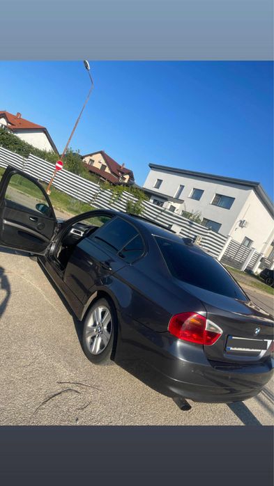 BMW Seria 3 (E90) – 320d, 1995 cm³, 163 CP, motorină