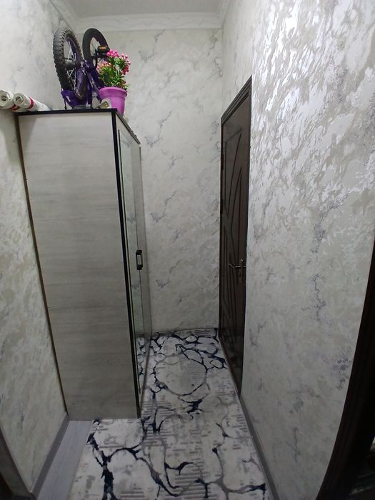 5 ta shkaf sotiladi holati yaxshi