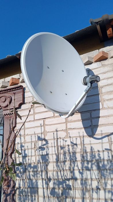 Продам спутниковую антену