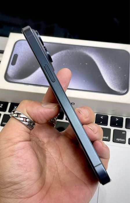 iPhone 15 PRO blue cu 96% Bateria