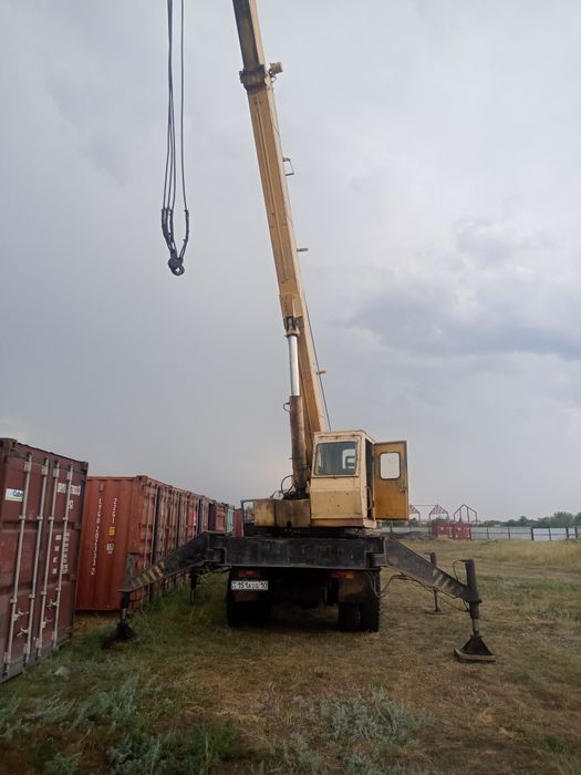 Продом автокран МАЗ Ивановец 14 тонн 14м.