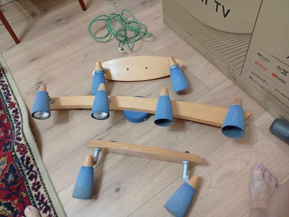 Товары для дома: люстра, бра 3 шт, замки 5шт, перфоратор дрель, шифонь