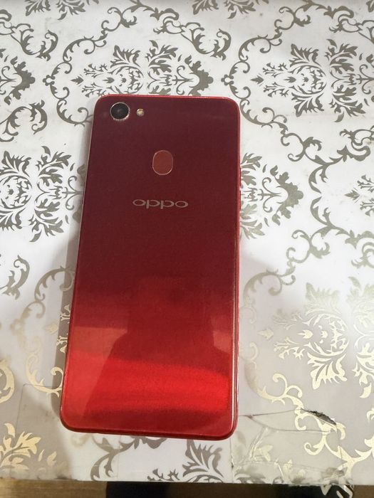Oppo f7 64 gb ..