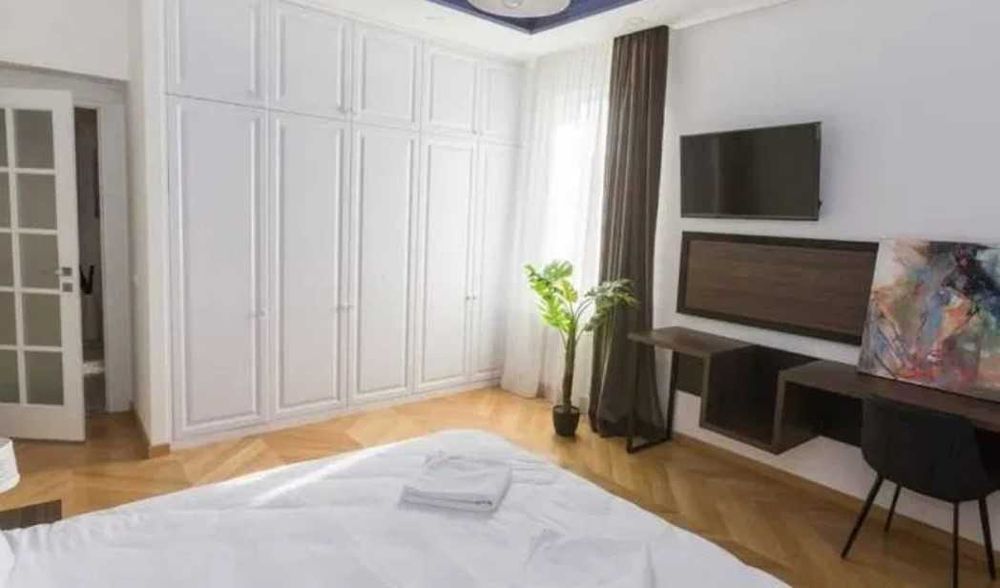 Дава се под наем Двустаен апартамент в Пловдив, Прослав - 65 кв.м за 331.5 € - Снимка #1