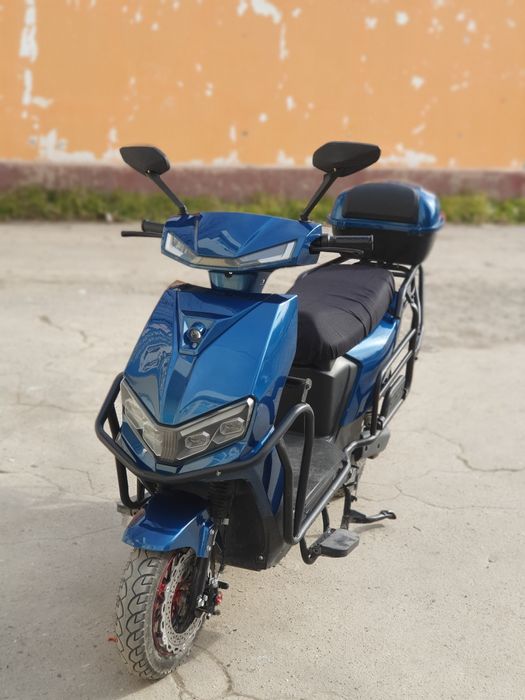 Super yangi skuter