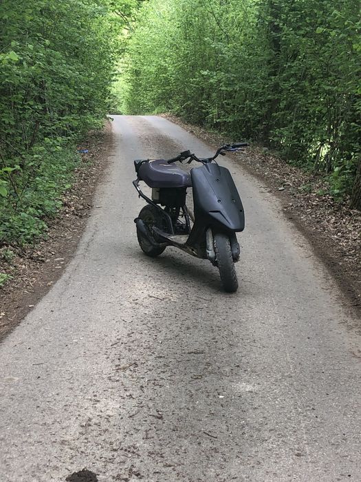 Vând scuter aprilia mbk 80cc