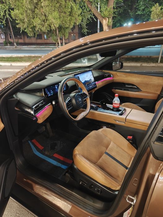 Mazda EZ 6 Gibrid