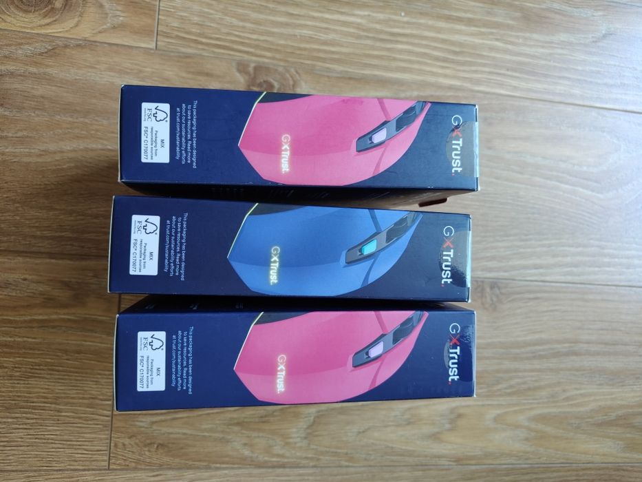Trust GXT Felox Gaming Mouse (seria Felox iluminată).