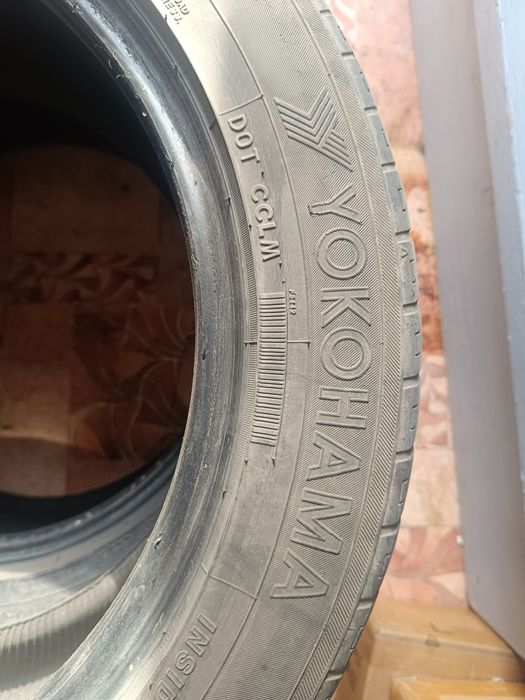 Yokohama 215/55/17 2шт