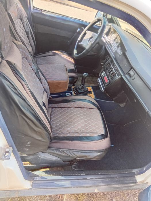 Машину продам срочно