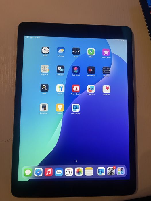 ipad generatia 8 32 gb