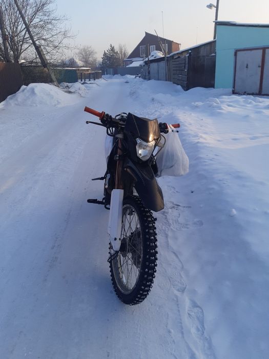 Продам мотоцикл sycmcc 250