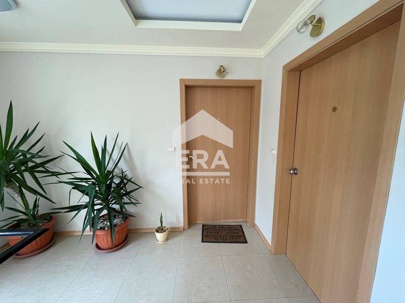 Продава се Двустаен апартамент в Варна, Чайка - 60 кв.м за 2084 €/кв.м - Снимка #9