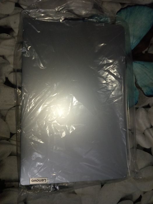 Noutbouk yangi kafolati bilan