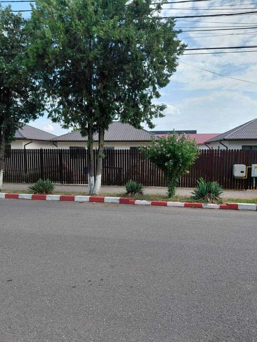 Casa noua de vanzare