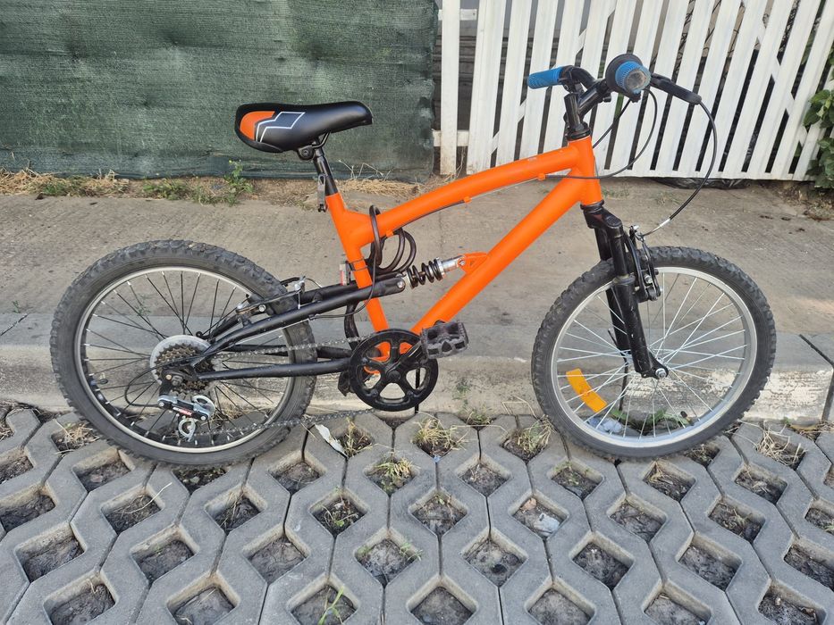 Se vinde Bicicleta copii 20'