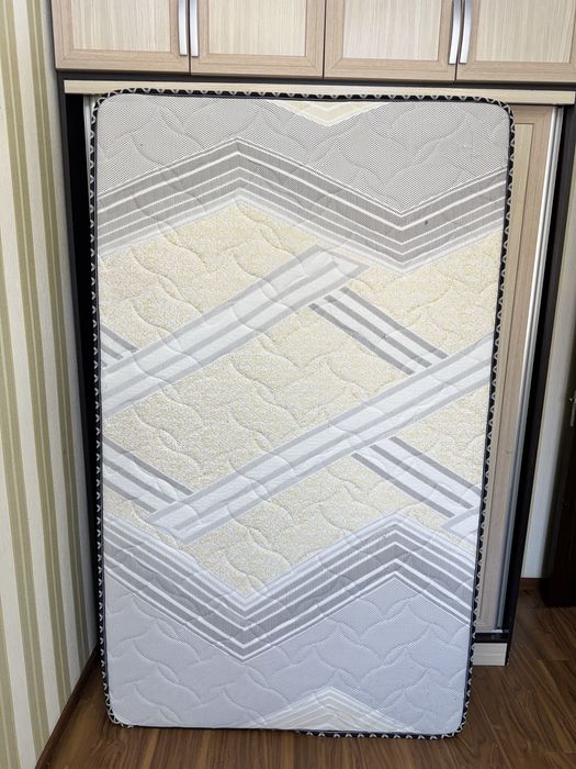 Матрас ортапедические  Б/У