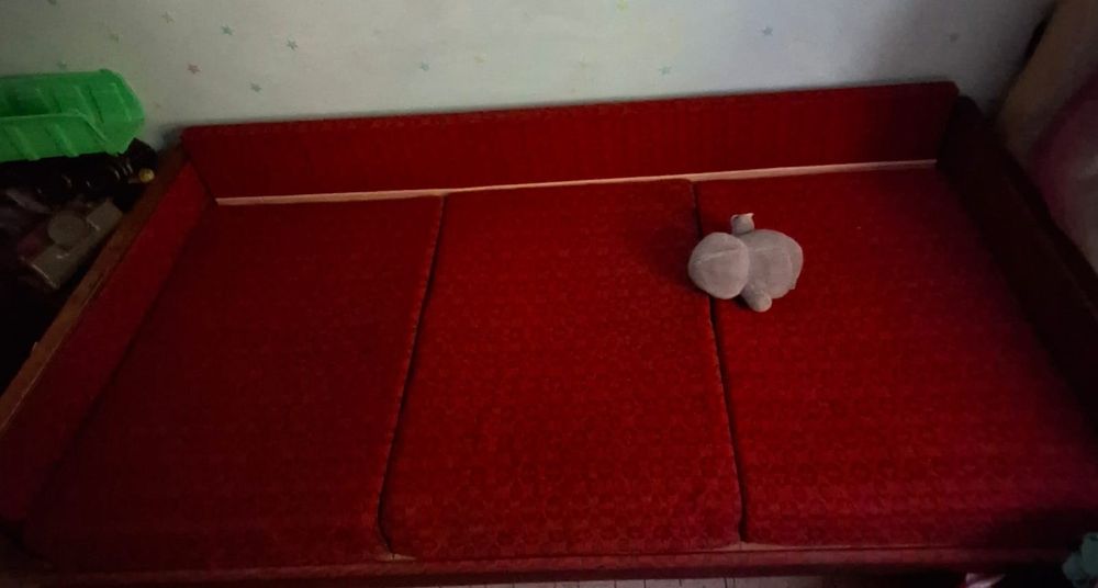 Двухярусная кровать