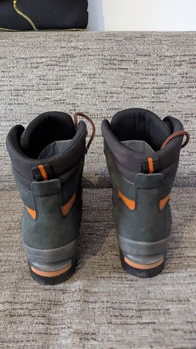 Bocanci de iarnă Tecnica