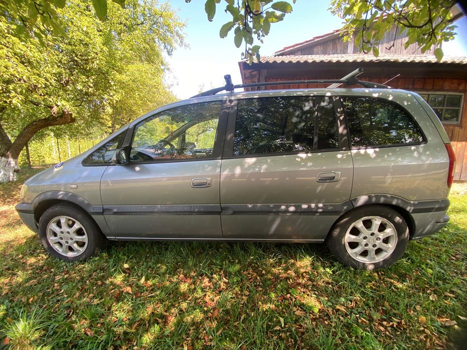 Vând Opel Zafira 2.0 DTI – 101 CP – 7 locuri