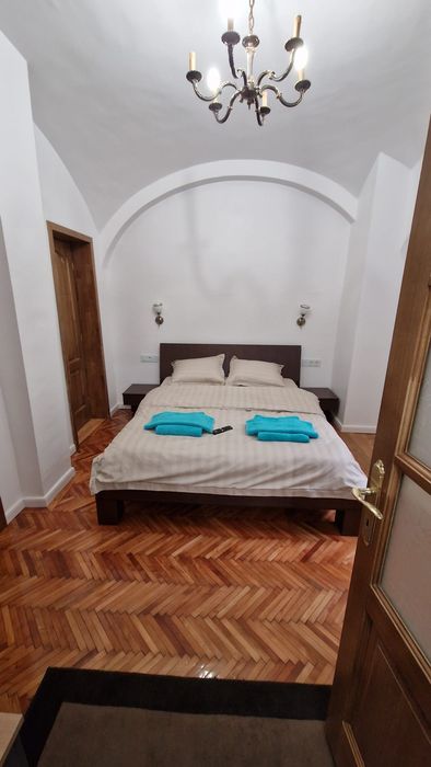 Cazare,închiriere, garsoniere  regim hotelier ultracentral