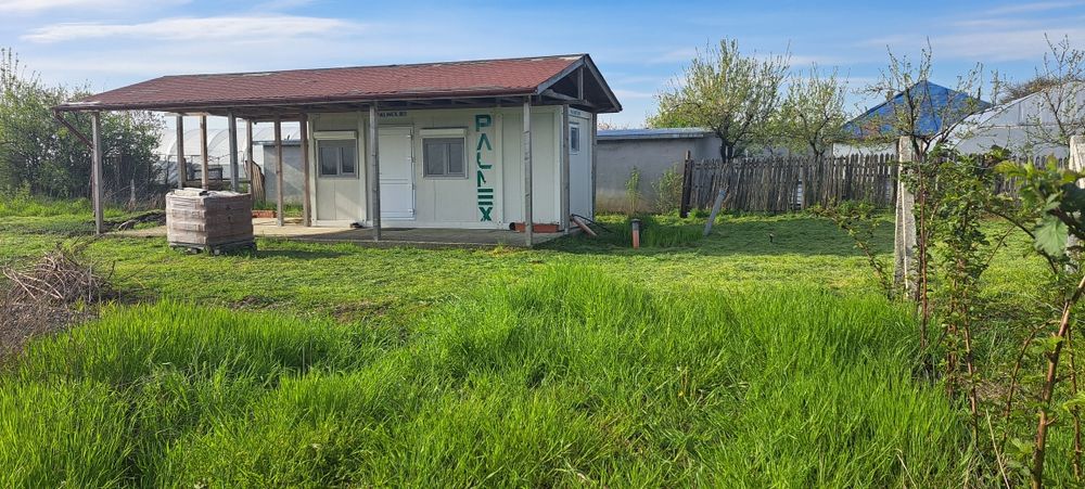 Vând teren 2.500 mp + container locuibil, Silistraru, Braila