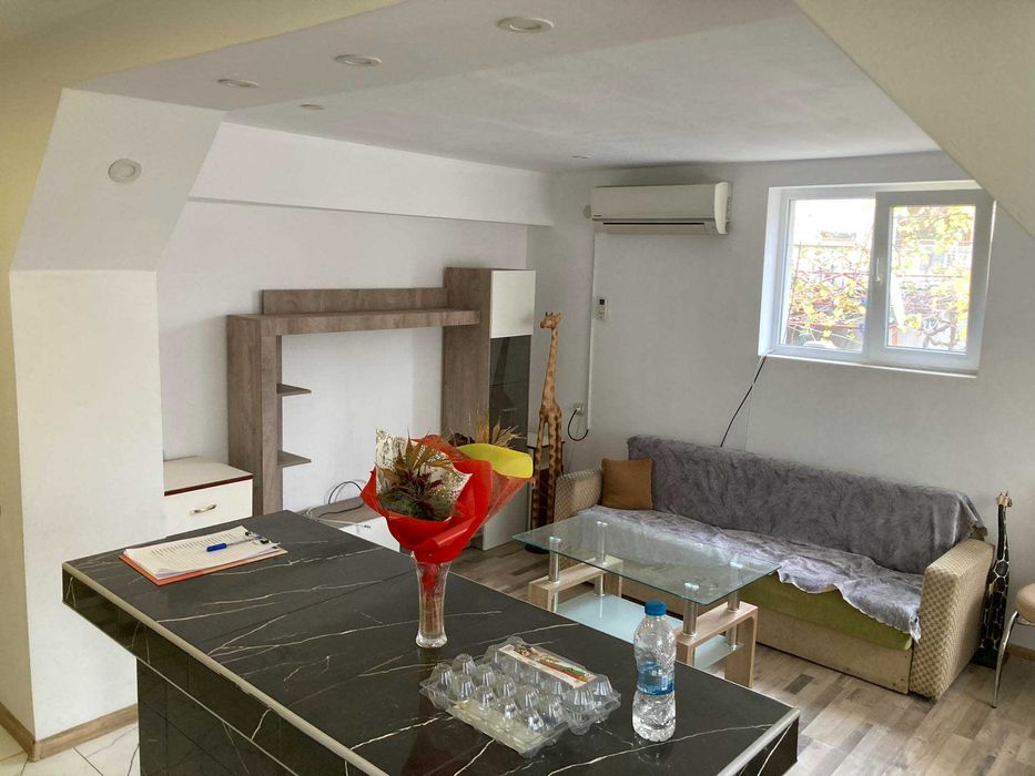 Продава се Етаж от къща в Разград, Лудогорие - 150 кв.м за 578 €/кв.м - Снимка #1