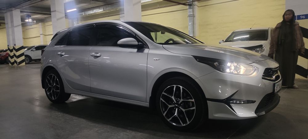 Продам автомобиль Кия Сид