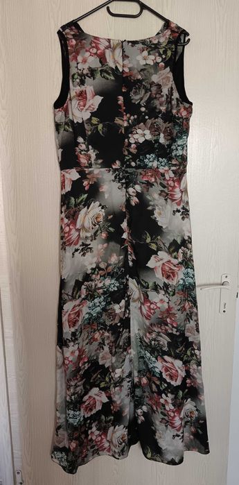 Rochie lungă cu flori