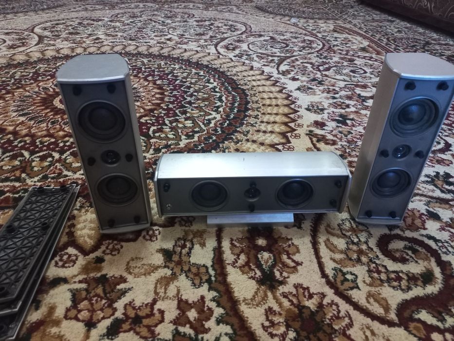 Продаётся оригинальные Самсунг калонки.