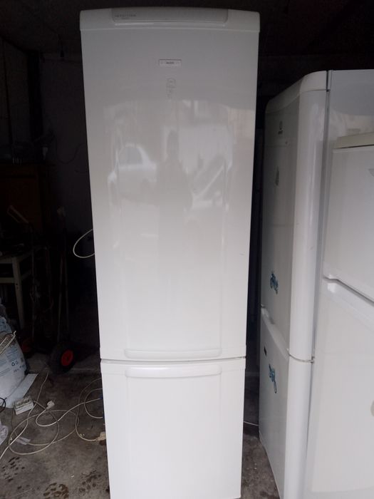 Vind frigider arctic Indesit Whirlpool Zanussi funcționale