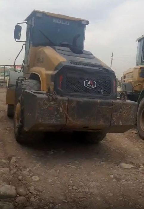 Сдам в аренду каток 18т