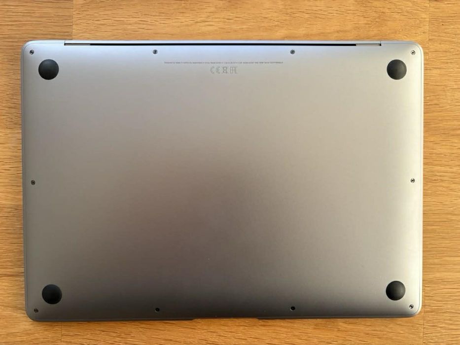 Macbook air 2020 M1 8gb 256 ram