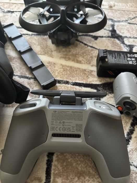 Drona dji avata 1