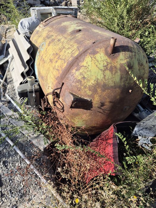 Продам бочка для житкости цестерна