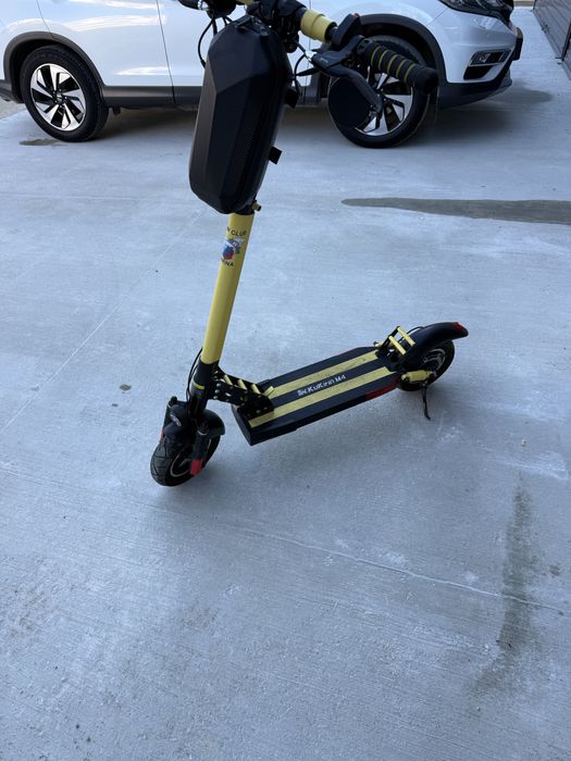 Тротинетка Kukirin M4