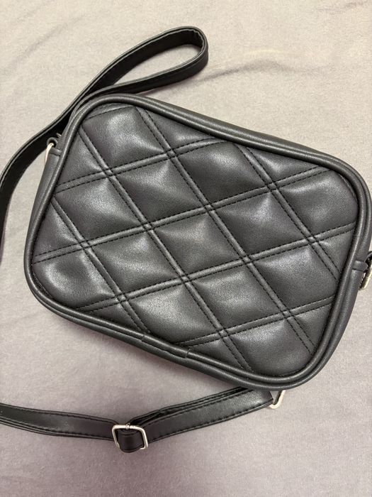 Черна кожена чанта