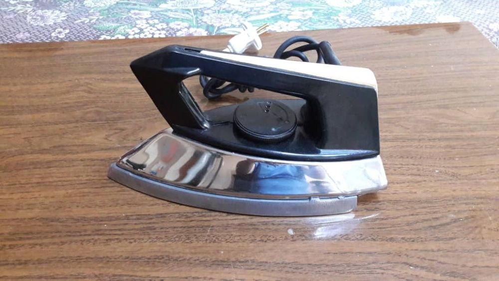 Продаются Утюгu, советскиe СССР