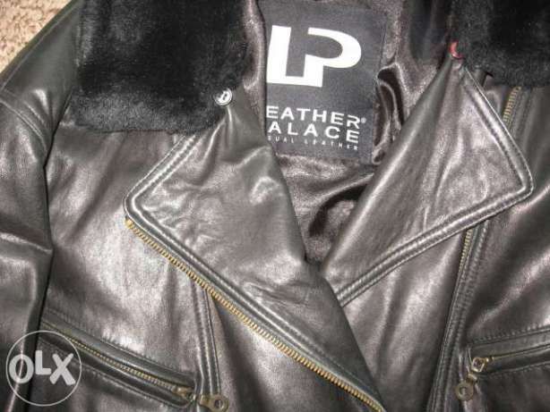 Haina piele Leather Place, purtata de 2 ori, mar. M