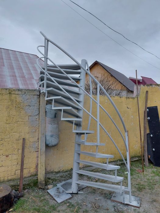 Vănd scară spirală