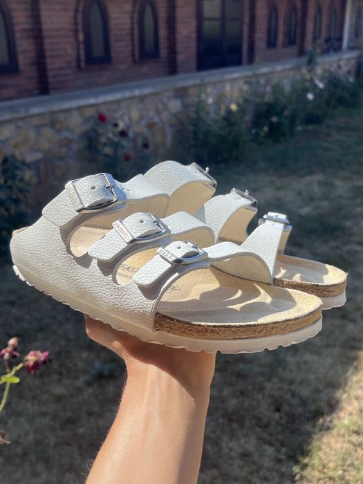 Sandale Brikenstock, 100% piele, albe, 3 bretele