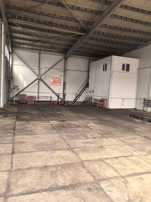 Сдам в аренду боксы , склады !