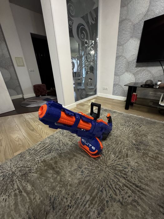 Nerf Titan игрушка