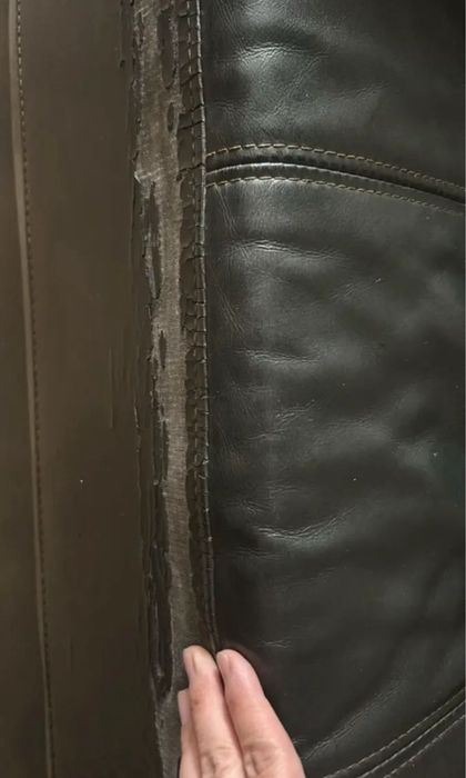 Диван сатылады срочно