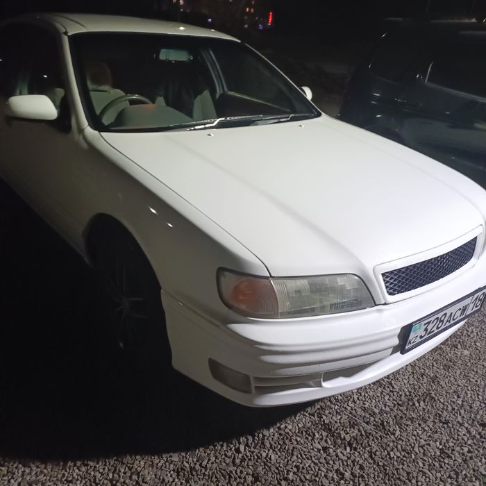 Продам машину марки Nissan