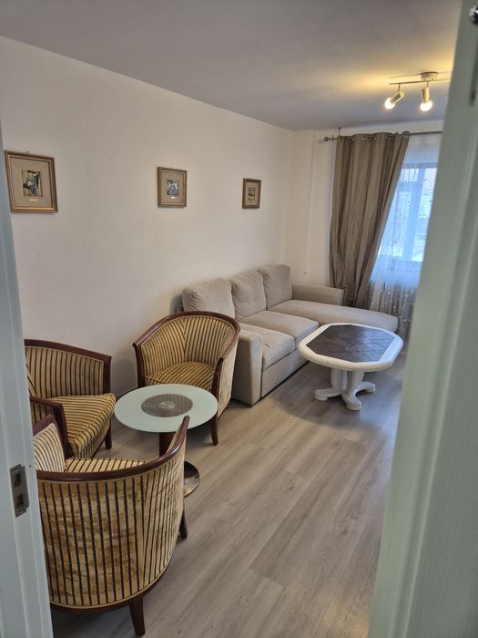 Apartament 2 camere etaj 1+garaj ultracentral zona casa de asigurari