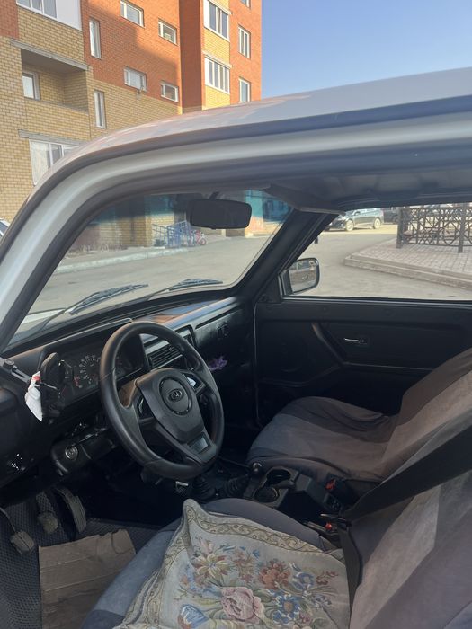 Продам ниву.